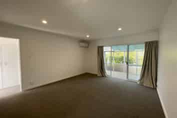 5/690 Pakuranga Road, Pakuranga
