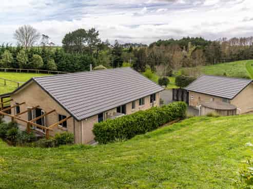 28 Wrights Road, Raglan