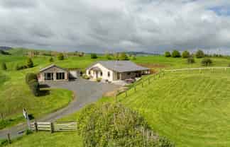 28 Wrights Road, Raglan