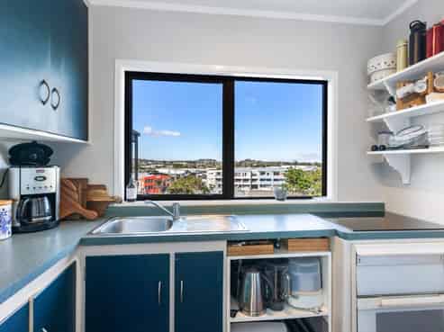 9/8 Western Springs Road, Western Springs