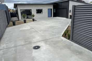 10 Maitland Street, Strathern