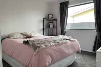 10 Maitland Street, Strathern