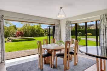 27 Pohutukawa Drive, Levin
