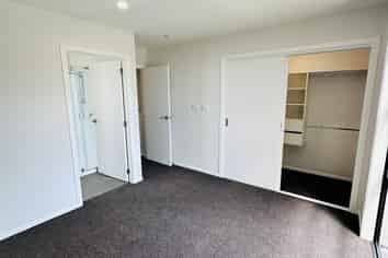 B/141 Richardson Road, Mount Albert