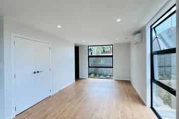 B/141 Richardson Road, Mount Albert