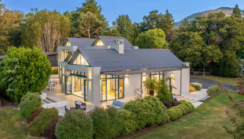 105 Gladstone Road South, Mosgiel