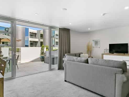 7/2 Lowell Place, Waipahihi