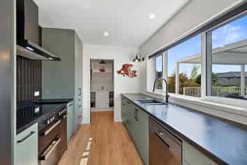 37 Aratapu Street, Waitara