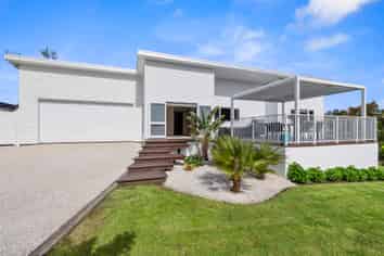 37 Aratapu Street, Waitara
