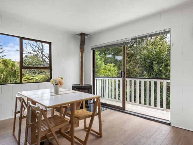 24A Glamorgan Drive, Torbay