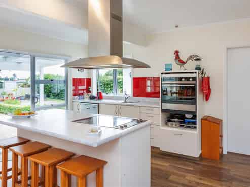  16 Wilson Street, Bulls