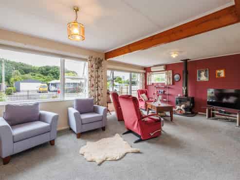  16 Wilson Street, Bulls