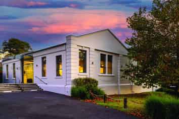 Standalone Gem in Remuera