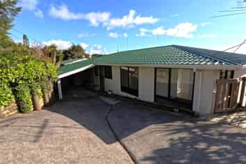 951 East Coast Road, Torbay