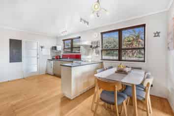 264 Sunset Road, Sunnybrook