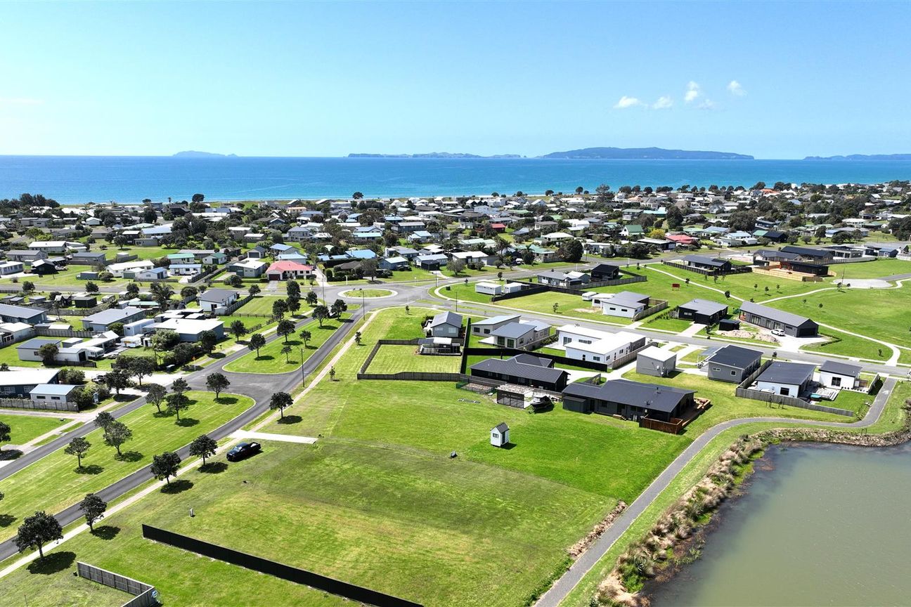 Build Your Future on Harbour Drive - Mehr