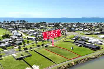  334 Harbour Drive East, Matarangi