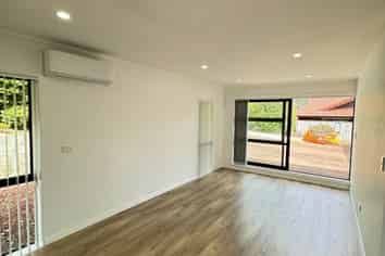 17 Orangewood Drive, Northpark