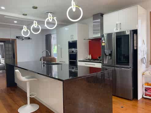 707 High Street, Boulcott