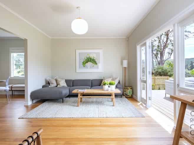 29 Cambridge Road, Riverhead