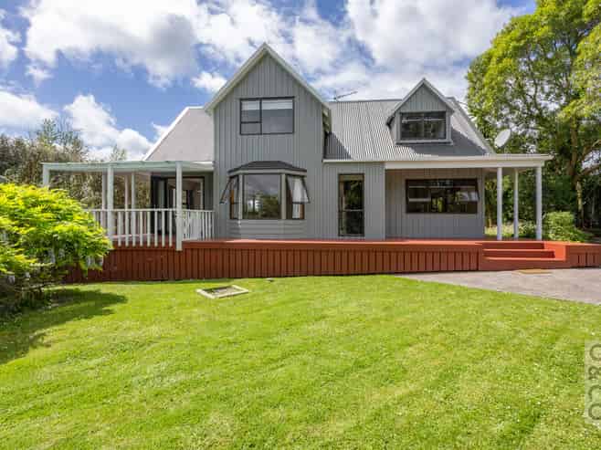 59 Barrett Road, Riverhead