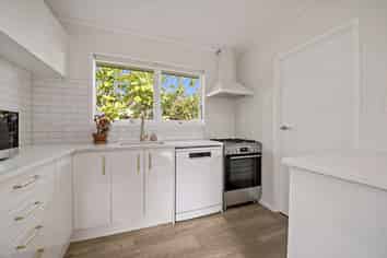 2/15 Lynette Place, Mangere