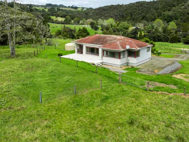 369 Mangakura Road, Helensville