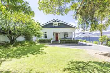 57 Beach Road, Pahurehure