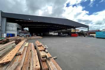 Savills | Warehouse + Large Yard & Canopy