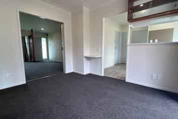 1/1 Suzetta Place, Farm Cove