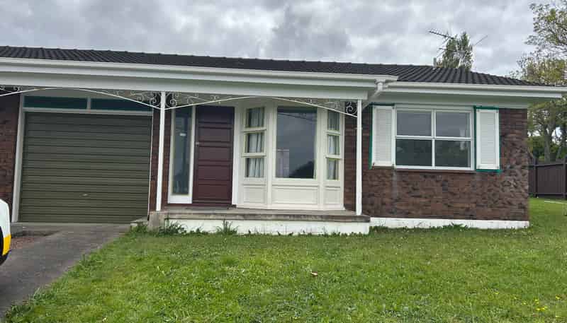 1/1 Suzetta Place, Farm Cove