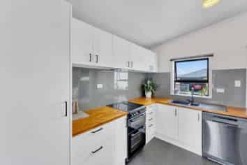106 Church Street, Seaview
