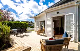 33 Matauwhi Road, Russell