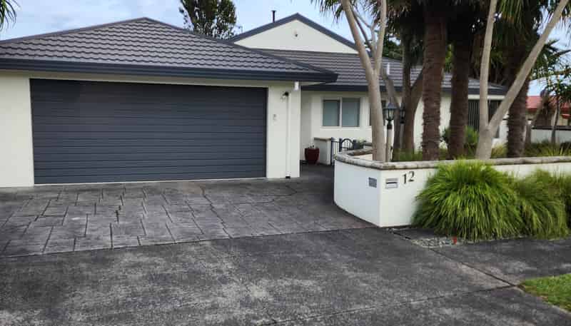 12 Shelter Grove, Frankleigh Park