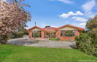 66 Acacia Drive, Levels