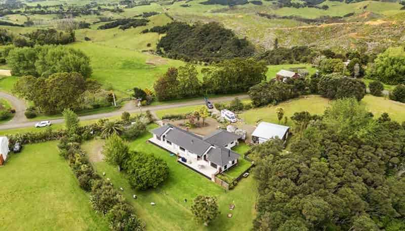 158 McLeod Road South Head, Helensville