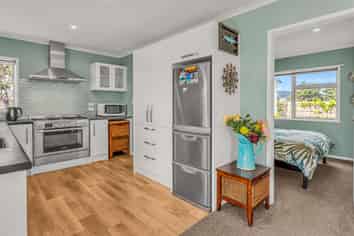 337 Harbour Drive, Matarangi
