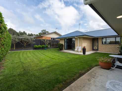 32 Ursula Drive, Feilding