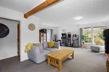 7 Winchester Avenue, Pinehaven