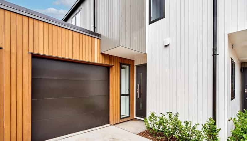 8/323 Riverside Drive, Waterloo