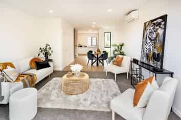 8/323 Riverside Drive, Waterloo