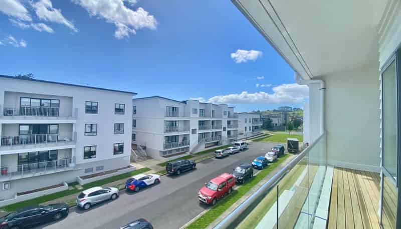 2B/136 Stancombe Road, Mission Heights