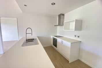 2B/136 Stancombe Road, Mission Heights