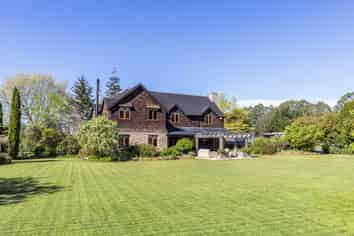 313 Plaskett Road, Fernside