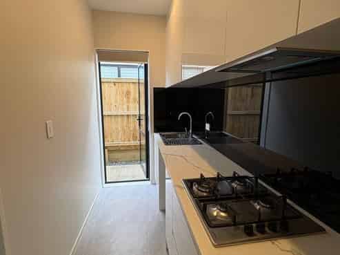 54 Drumbuoy Drive, Flat Bush