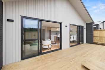 109 John Main Drive, Ramarama