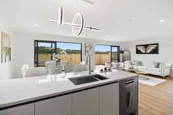 109 John Main Drive, Ramarama