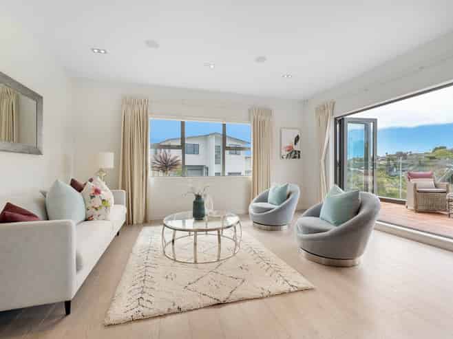 3 Carex Way, Long Bay