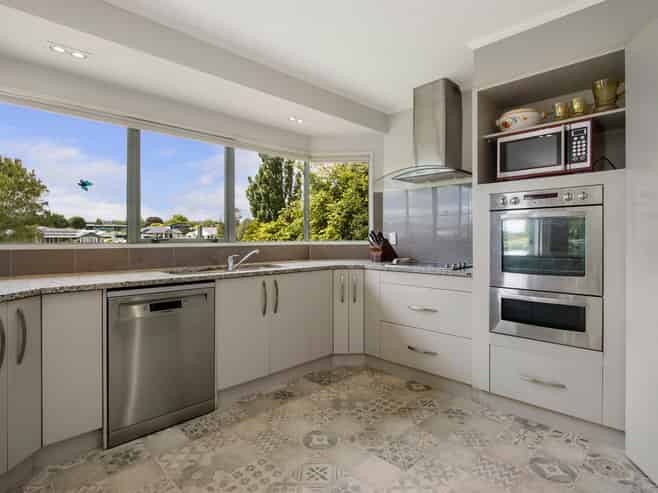 62 Links View Drive, Omokoroa