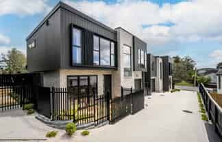 10B Agathis Avenue, Mairangi Bay